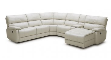 002 Motion Leather Sectional