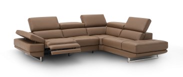 The Annalaise Recliner Leather Sectional in Caramel